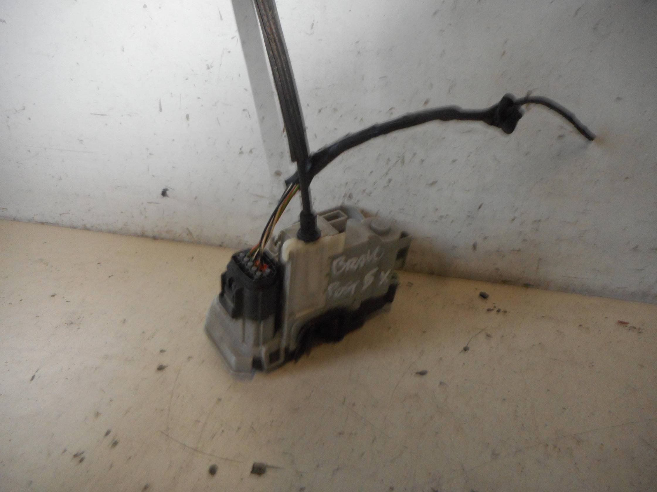 Serratura porta post. sx.